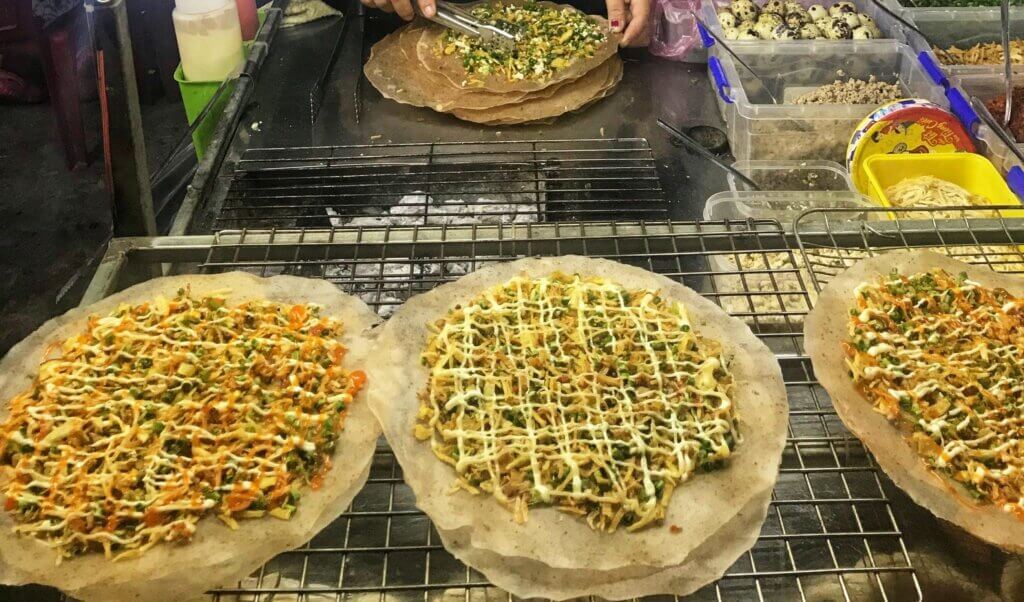 Vietnamese pizza