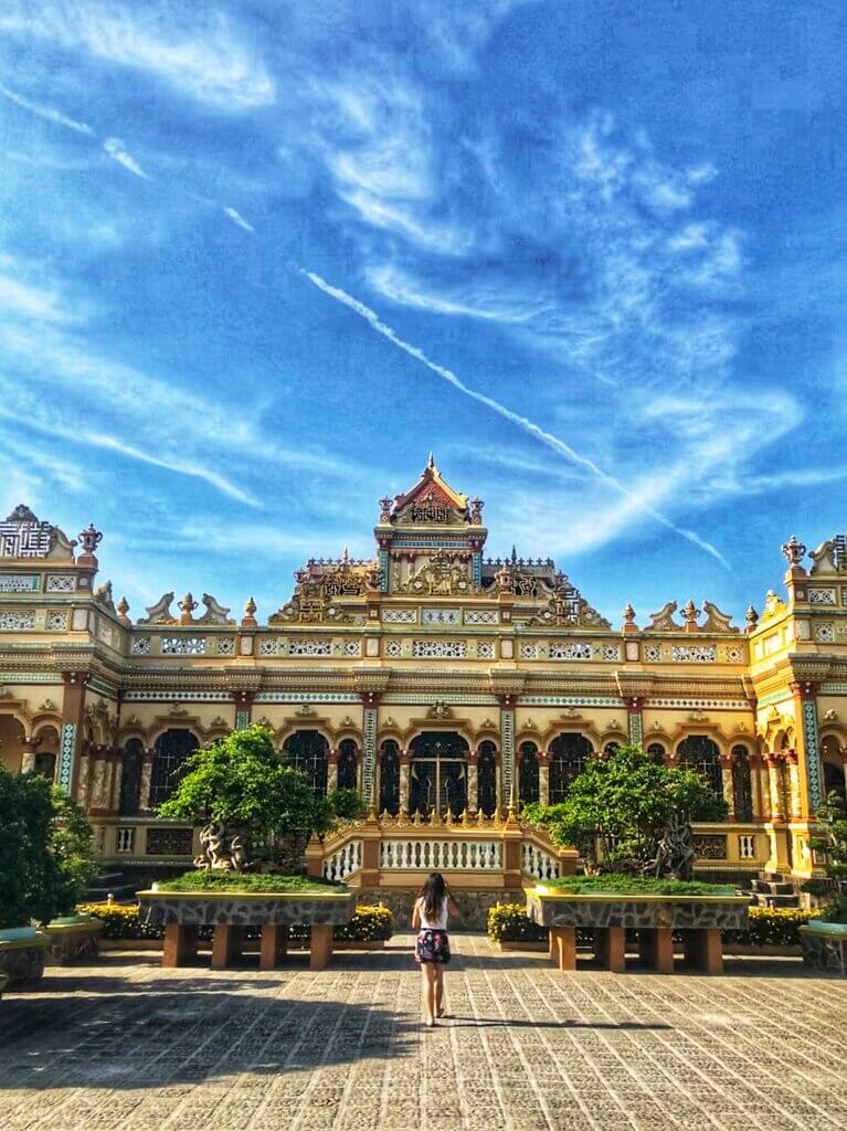 buddhist temple Vietnam