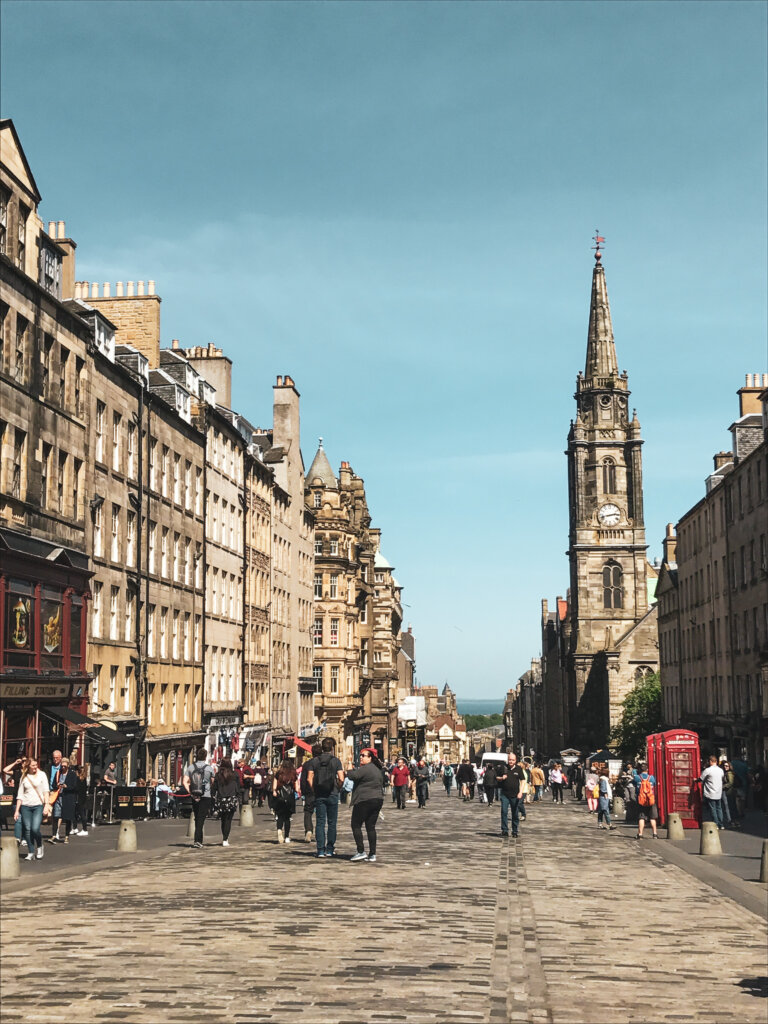 Edinburgh travel royal mile